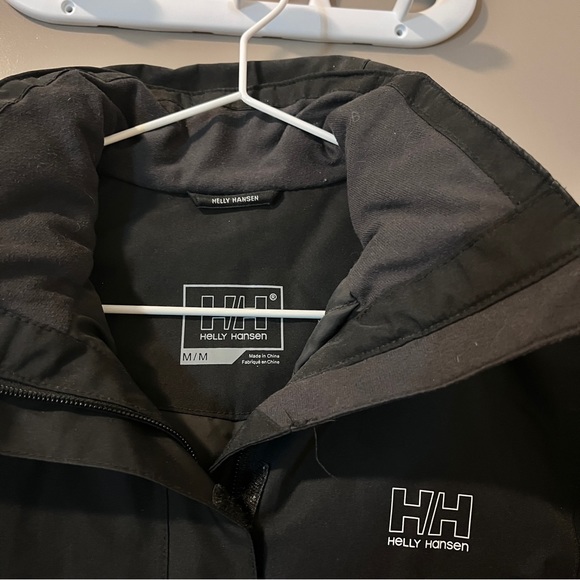 Helly Hansen black jacket - Picture 2 of 4
